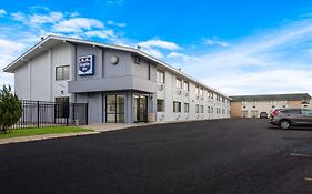 Knights Inn Grand Rapids East Airport